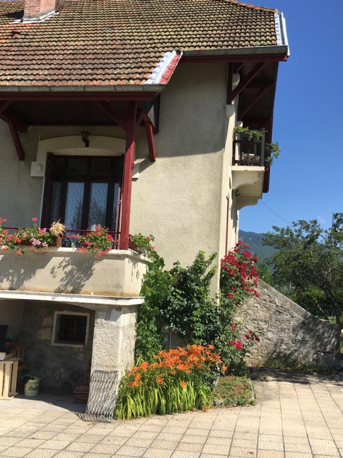 Chambres D'Hotes Des Bauges Route 26 57 La Motte-en-Beauges ภายนอก รูปภาพ