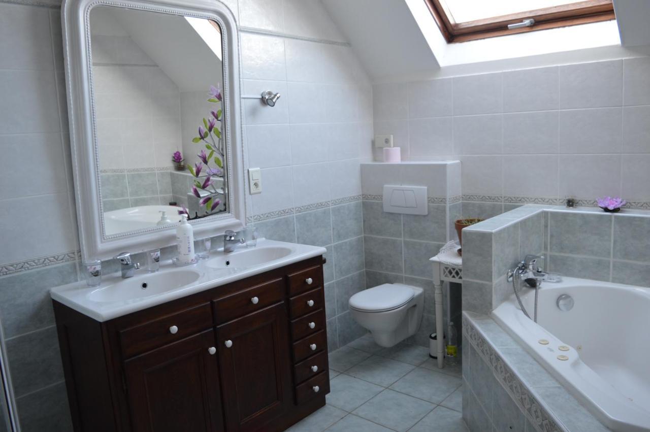 Chambres D'Hotes Des Bauges Route 26 57 La Motte-en-Beauges ภายนอก รูปภาพ