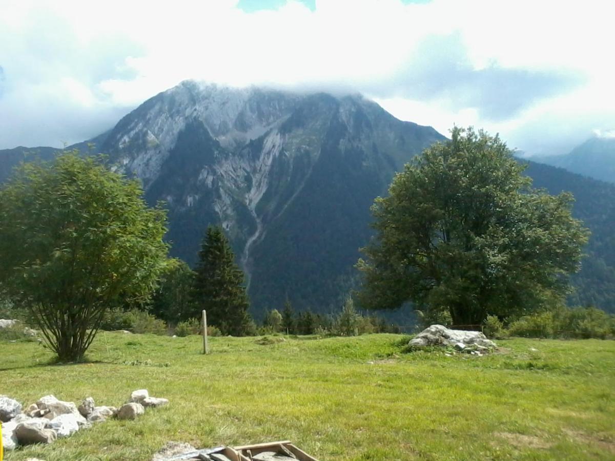 Chambres D'Hotes Des Bauges Route 26 57 La Motte-en-Beauges ภายนอก รูปภาพ