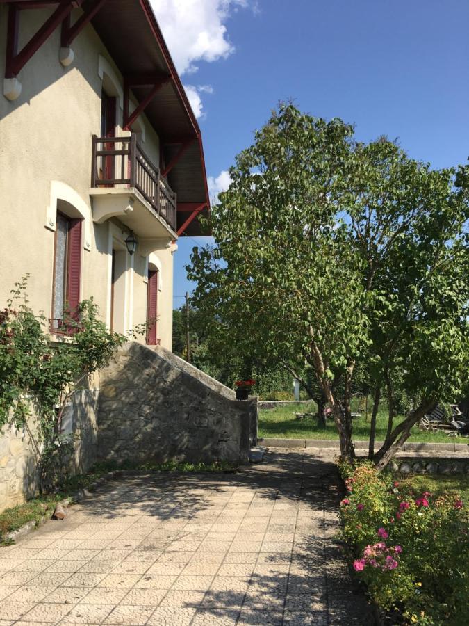 Chambres D'Hotes Des Bauges Route 26 57 La Motte-en-Beauges ภายนอก รูปภาพ